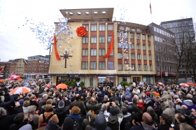 Il 21 gennaio 2012,  la Chiesa di Scientology di  Amburgo ha inaugurato la sua sede completamente ristrutturata al numero 9 di Domstrasse, nella piazza Altstadt, nel centro storico di Amburgo.