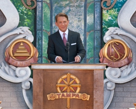 Il signor David Miscavige, Presidente del Consiglio di Amministrazione del Religious Technology Center e leader ecclesiastico della religione di Scientology, ha presieduto all’inaugurazione della nuova Chiesa di Scientology di Tampa in onore del Centenario della nascita del Fondatore, L. Ron Hubbard.
