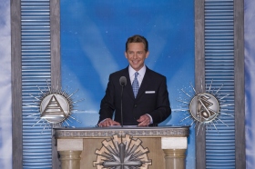 Il signor David Miscavige, Presidente del Consiglio di Amministrazione del Religious Technology Center e leader ecclesiastico della religione di Scientology, ha presieduto l’inaugurazione della nuova Chiesa di Scientology & Celebrity Centre di Las Vegas.